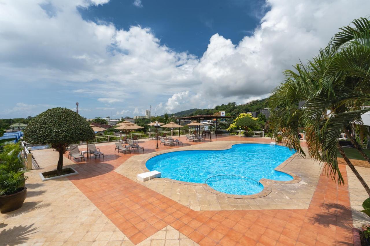 Memory Karon Resort Екстериор снимка