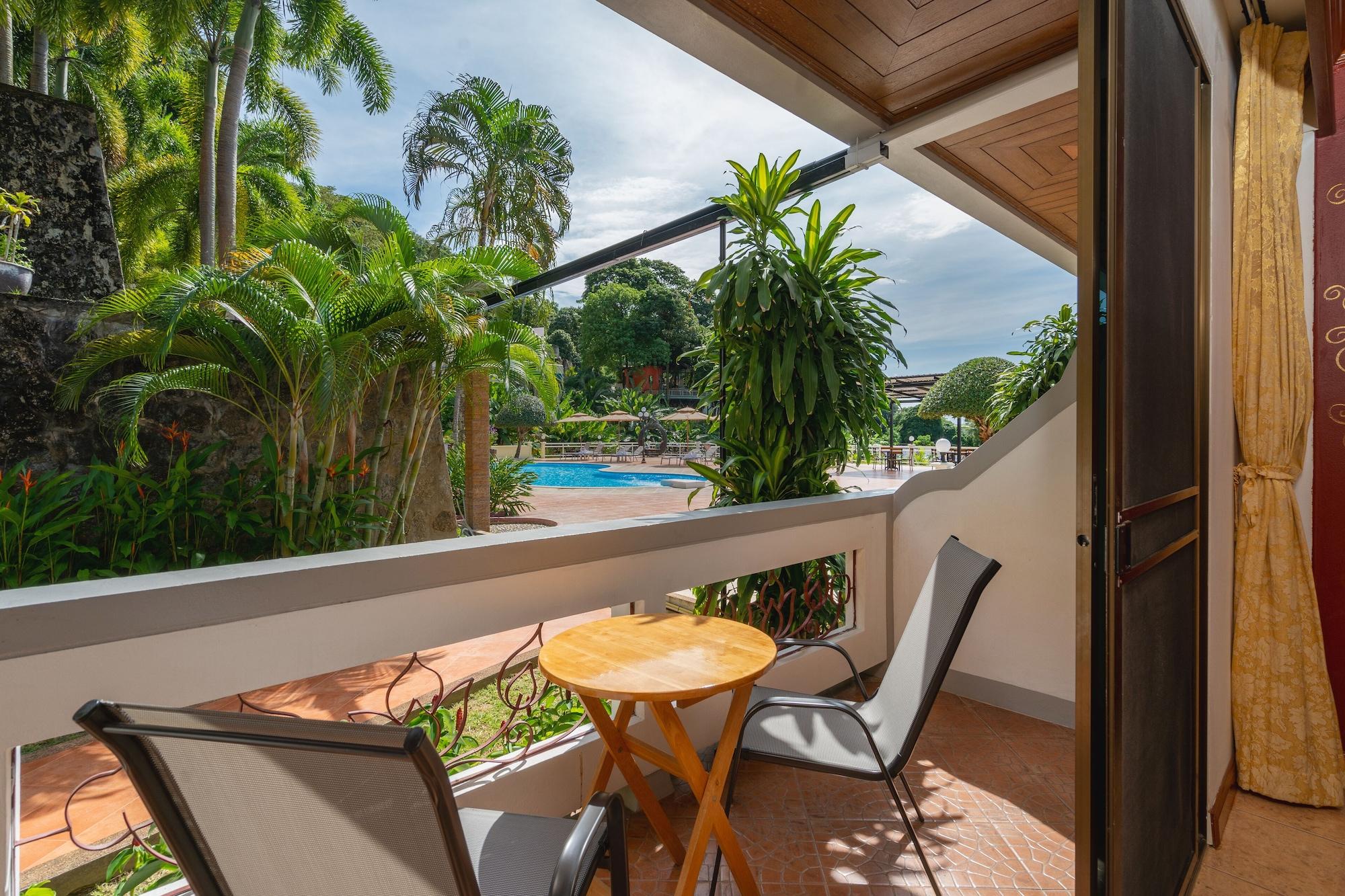Memory Karon Resort Екстериор снимка